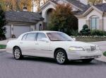 Lincoln Town Car 2003 года